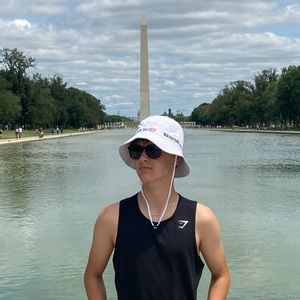 Meet your Posher, Garrett